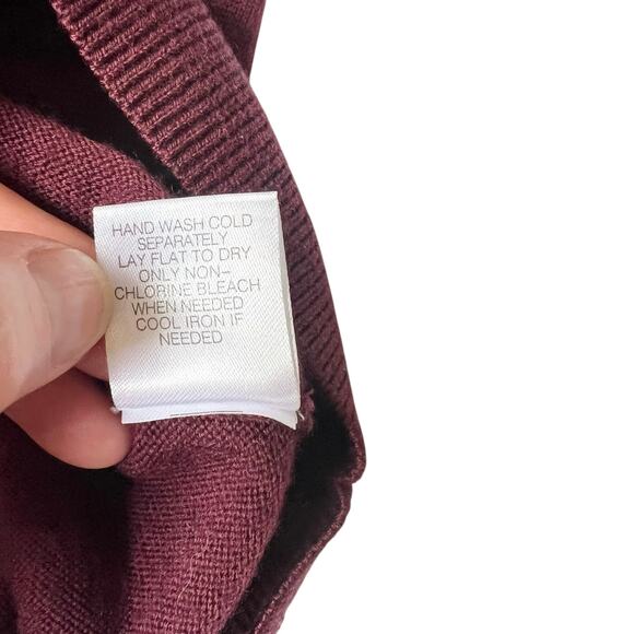 Turnbury Merino Wool Sweater L • V-Neck • Burgundy - Picture 5 of 7